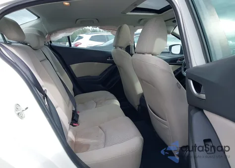 2015 Mazda 3 Touring z USA, uszkodzony, nr VIN 3MZBM1V79FM179845